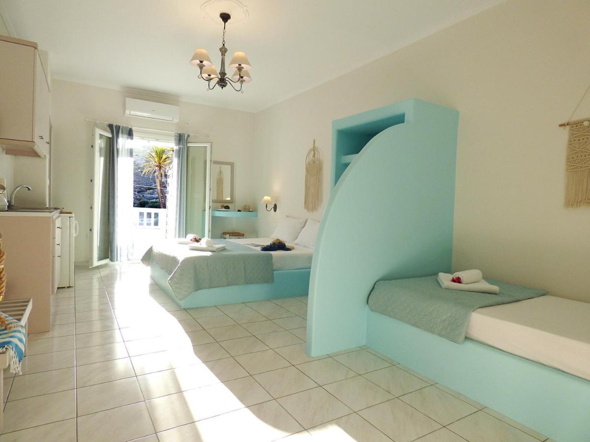 Tasoula Guest House Adamantas  Exterior foto